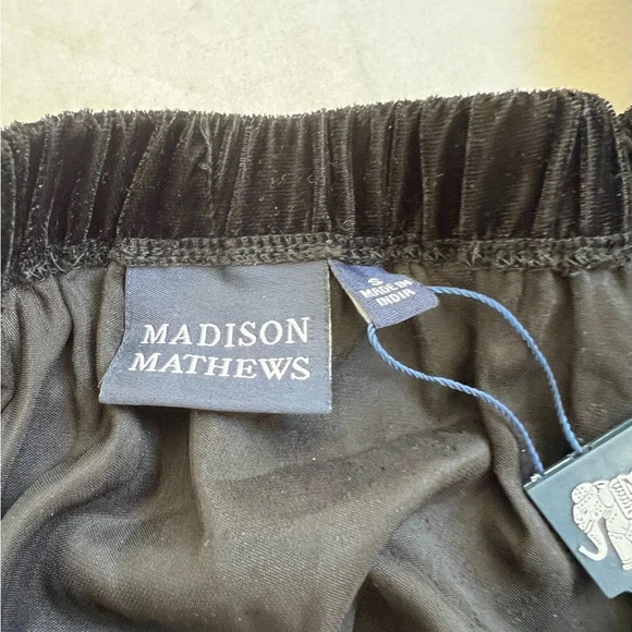 NWT Madison Mathews Women’s Velvet Dress Black Size Small Holidays Whimsigoth - Picture 9 of 9